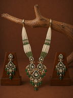 Emerald Royale Polki Pendant Set