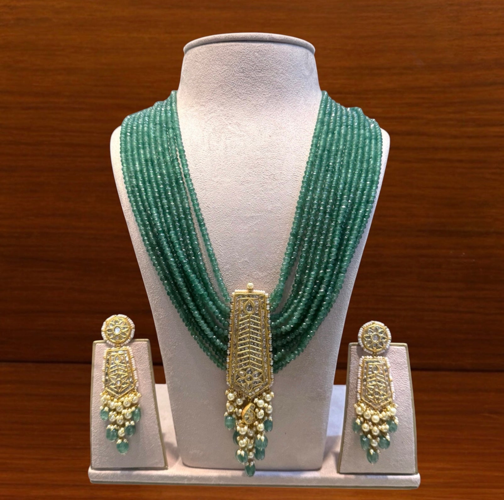Green Beaded Tie Set
