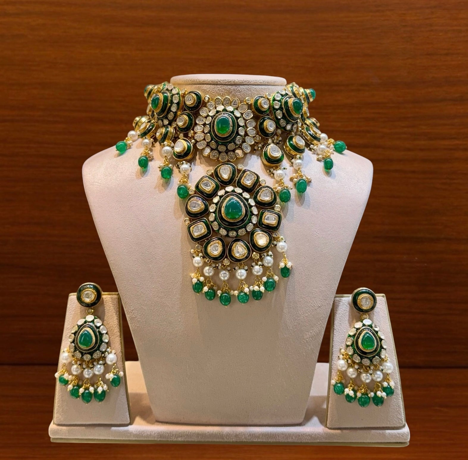 Emerald Polki Choker Set